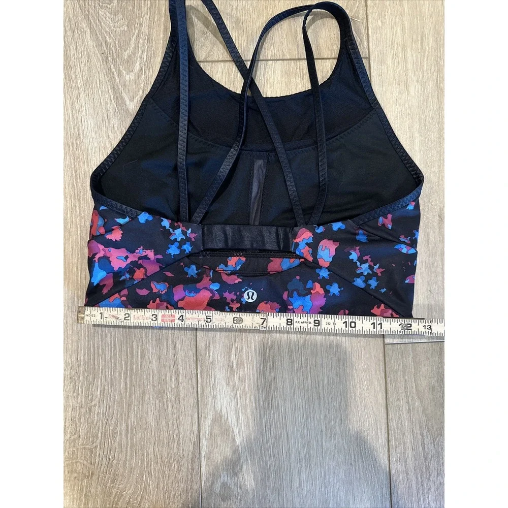 Lululemon Women Black Floral Mesh Panel Sports Bra Criss‎ Cross Straps